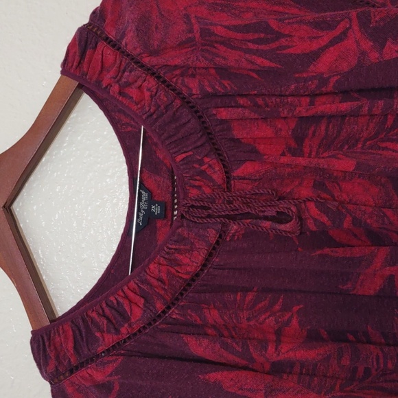 VERY USED LUCKY BRAND FLORAL SHORT SLEEVE PINK AND PURPLE SIZE 2X - Picture 3 of 16